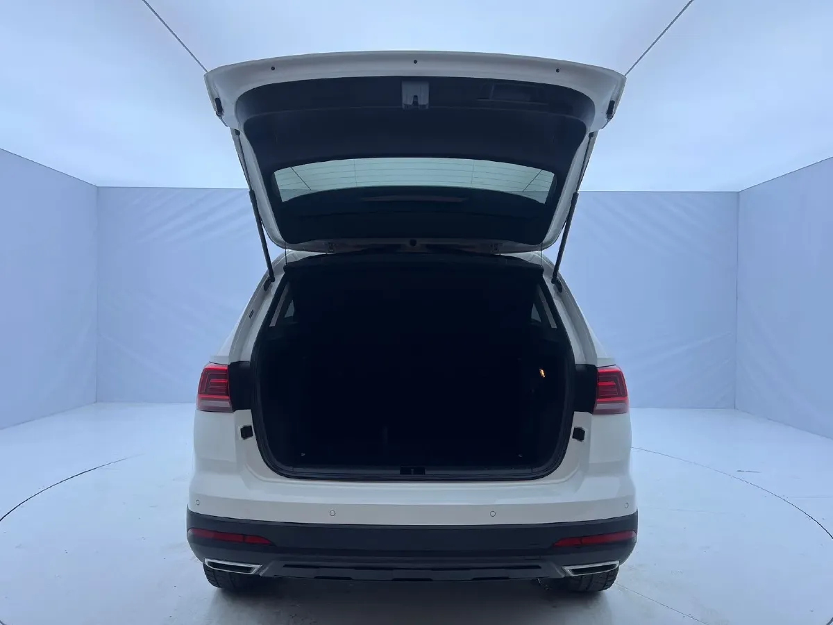 2021 Volkswagen Tharu 1.4T 150HP L4 7DCT,autocango,china used car exporter,china ev exporter,chinese used car exporter,chinese used ev exporter