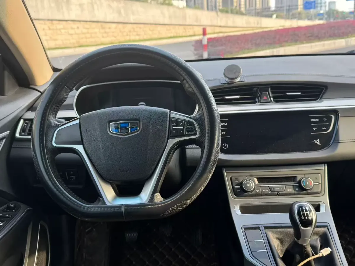 2018 Geely Emgrand 1.5L 109HP L4 5MT,autocango,china used car exporter,china ev exporter,chinese used car exporter,chinese used ev exporter