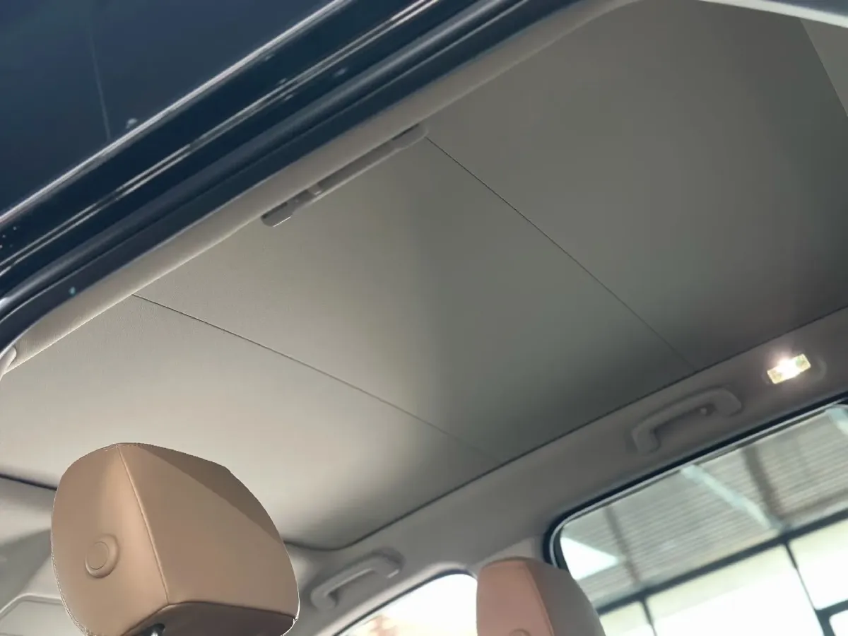 2024 Land Rover Discovery Sport 2.0T 249HP L4 9AT,autocango,china used car exporter,china ev exporter,chinese used car exporter,chinese used ev exporter