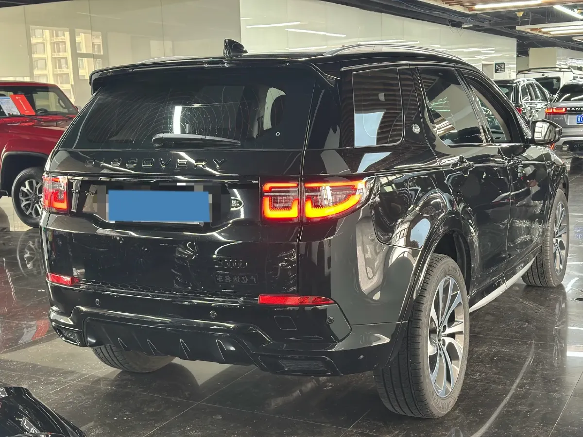 2024 Land Rover Discovery Sport 2.0T 249HP L4 9AT,autocango,china used car exporter,china ev exporter,chinese used car exporter,chinese used ev exporter
