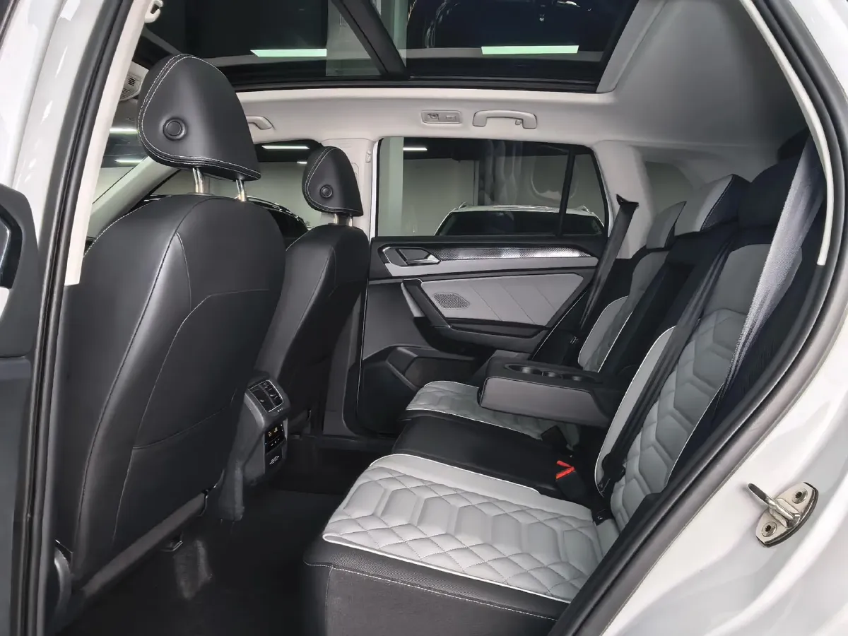 2023 Volkswagen Tayron 1.4T 150HP L4 7DCT,autocango,china used car exporter,china ev exporter,chinese used car exporter,chinese used ev exporter