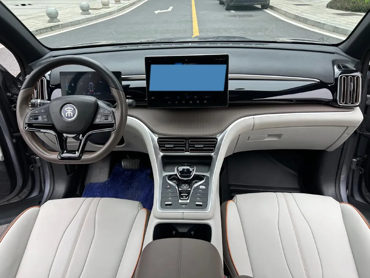 2022 Ruichi Auto EC31 BEV 41.932KWH,autocango,china used car exporter,china ev exporter,chinese used car exporter,chinese used ev exporter