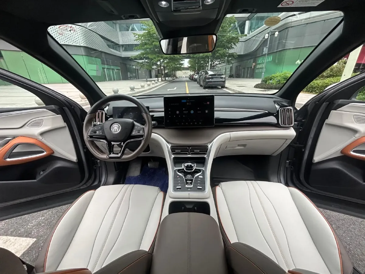 2022 Ruichi Auto EC31 BEV 41.932KWH,autocango,china used car exporter,china ev exporter,chinese used car exporter,chinese used ev exporter