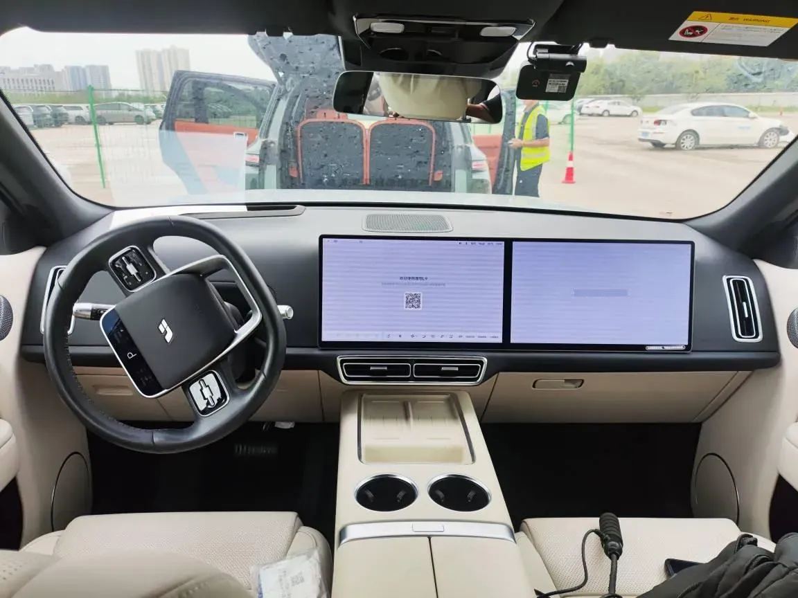 2024 Li L9 Range Extended 154HP REEV 52.3KWH,autocango,china used car exporter,china ev exporter,chinese used car exporter,chinese used ev exporter