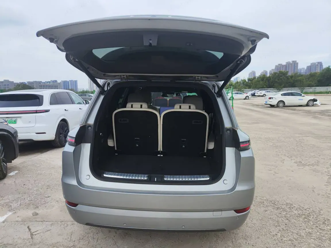 2024 Li L9 Range Extended 154HP REEV 52.3KWH,autocango,china used car exporter,china ev exporter,chinese used car exporter,chinese used ev exporter