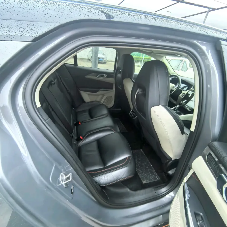 2018 Toyota C-HR 2.0L 171HP L4 CVT,autocango,china used car exporter,china ev exporter,chinese used car exporter,chinese used ev exporter