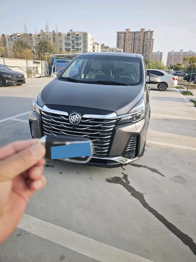 2022 Buick GL8 2.0T 237HP L4 9AT,autocango,china used car exporter,china ev exporter,chinese used car exporter,chinese used ev exporter