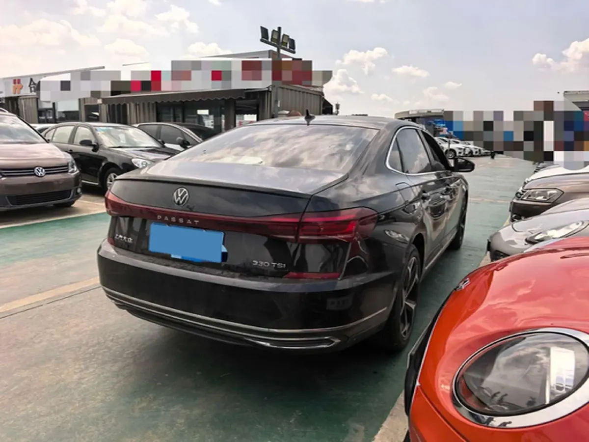 2023 Volkswagen Passat 2.0T 186HP L4 7DCT,autocango,china used car exporter,china ev exporter,chinese used car exporter,chinese used ev exporter
