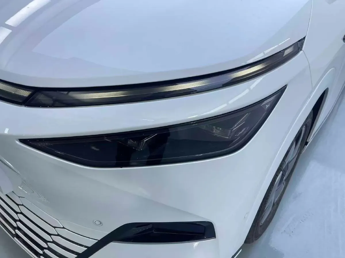2024 Xpeng X9 BEV 101.5KWH,autocango,china used car exporter,china ev exporter,chinese used car exporter,chinese used ev exporter