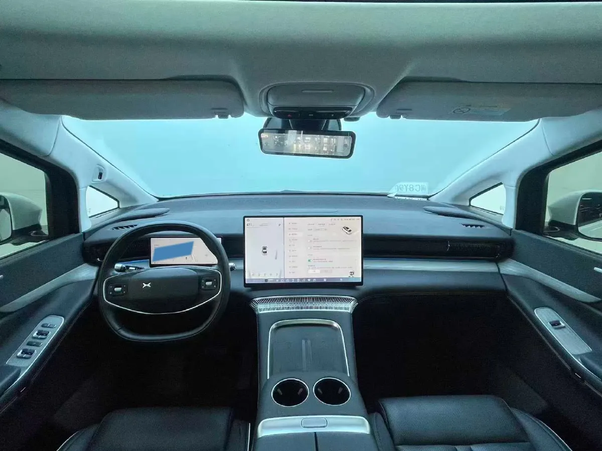 2024 Xpeng X9 BEV 101.5KWH,autocango,china used car exporter,china ev exporter,chinese used car exporter,chinese used ev exporter