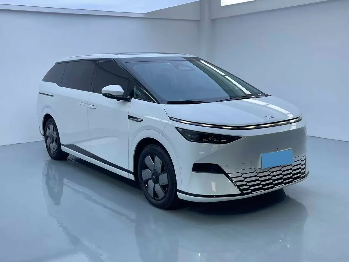 2024 Xpeng X9 BEV 101.5KWH,autocango,china used car exporter,china ev exporter,chinese used car exporter,chinese used ev exporter