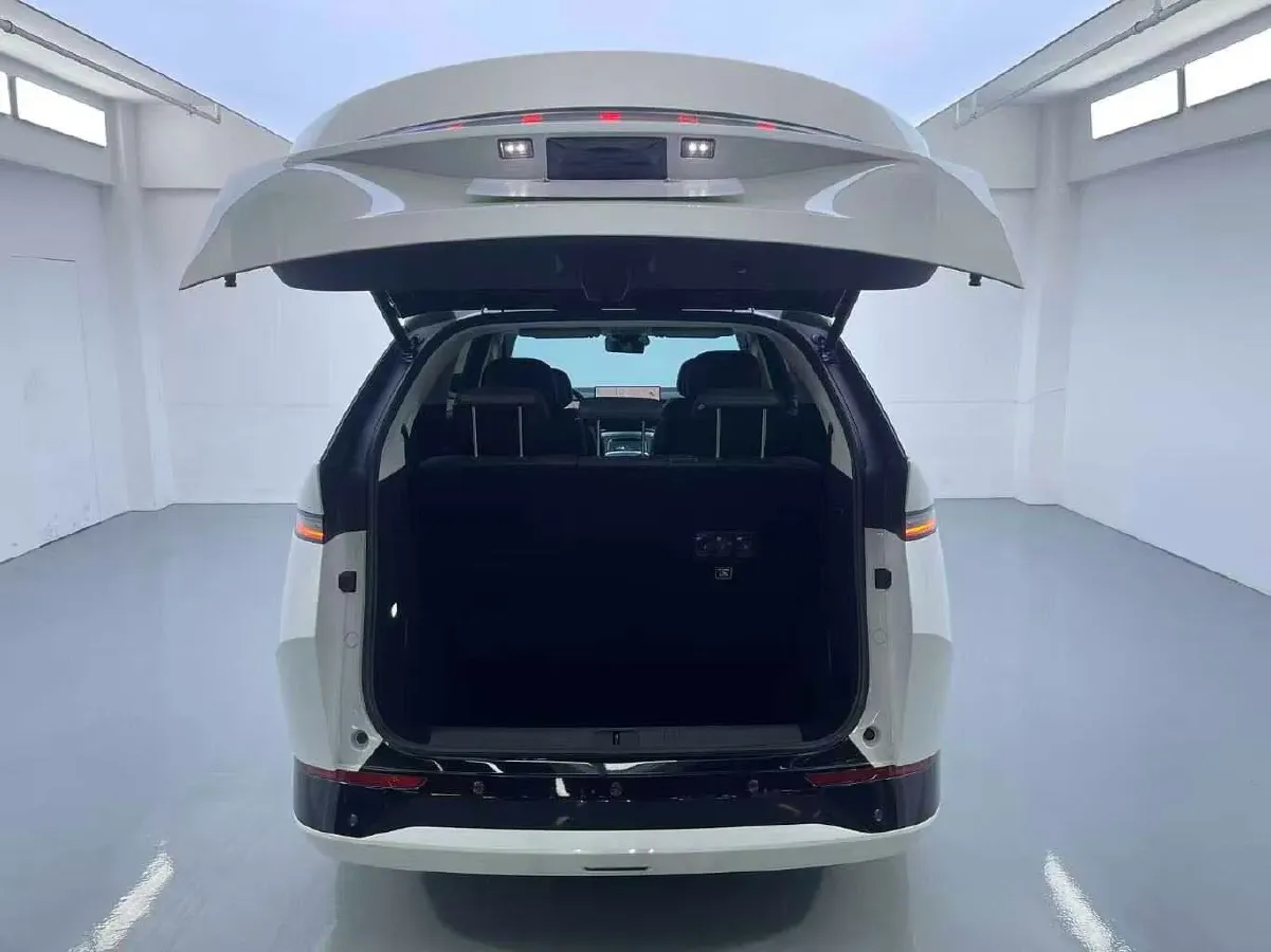 2024 Xpeng X9 BEV 101.5KWH,autocango,china used car exporter,china ev exporter,chinese used car exporter,chinese used ev exporter