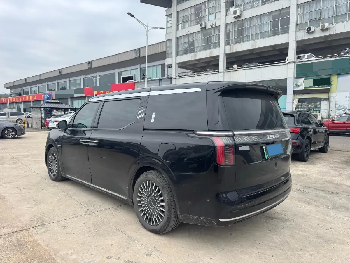 2024 Zeekr 009 BEV 108KWH,autocango,china used car exporter,china ev exporter,chinese used car exporter,chinese used ev exporter