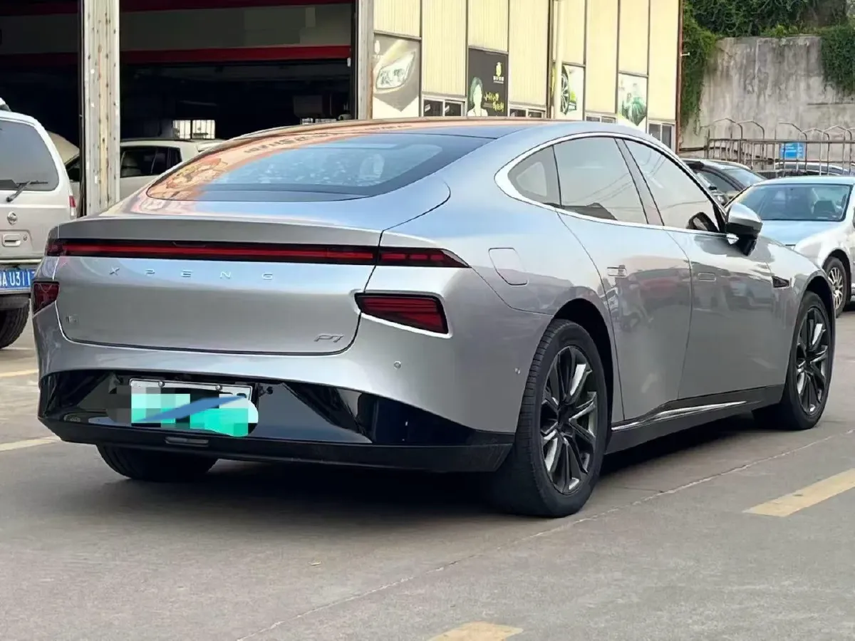 2023 Xpeng P7 BEV 70.8KWH,autocango,china used car exporter,china ev exporter,chinese used car exporter,chinese used ev exporter