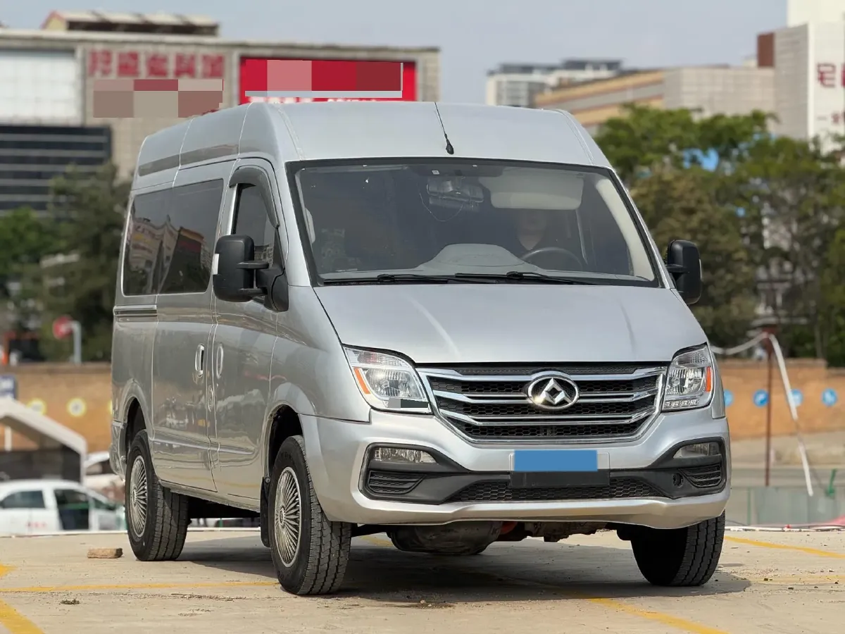 2018 MAXUS XinTu V80 2.5T 136HP L4 6MT,autocango,china used car exporter,china ev exporter,chinese used car exporter,chinese used ev exporter