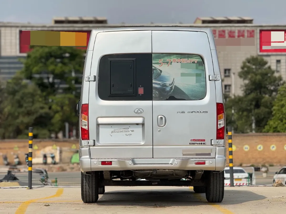 2018 MAXUS XinTu V80 2.5T 136HP L4 6MT,autocango,china used car exporter,china ev exporter,chinese used car exporter,chinese used ev exporter