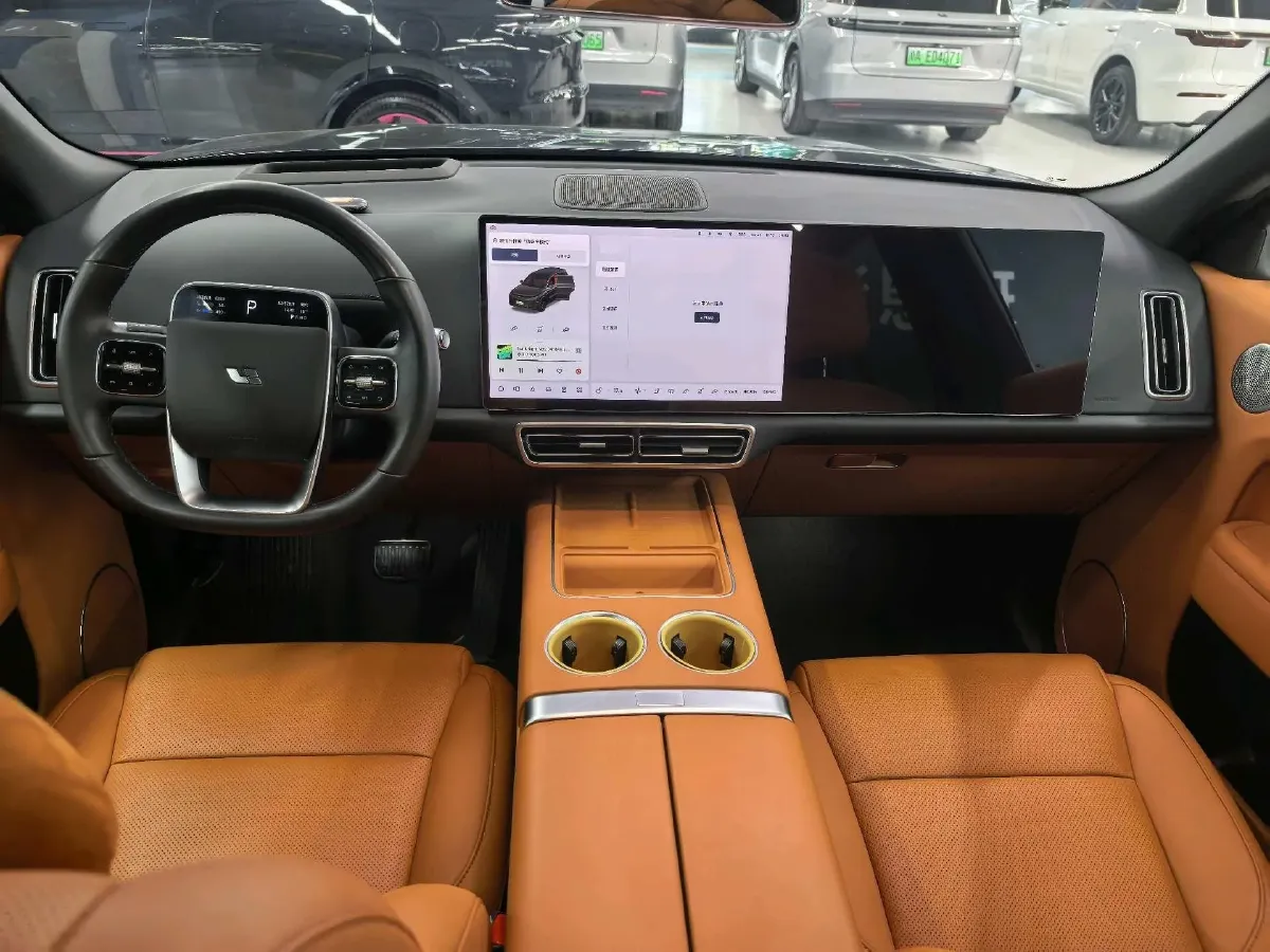 2023 Li L8 Range Extended 154HP REEV 40.9KWH,autocango,china used car exporter,china ev exporter,chinese used car exporter,chinese used ev exporter