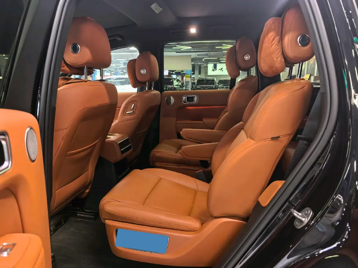 2023 Li L8 Range Extended 154HP REEV 40.9KWH,autocango,china used car exporter,china ev exporter,chinese used car exporter,chinese used ev exporter