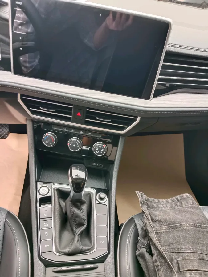 2023 Volkswagen Sagitar 1.4T 150HP L4 7DCT,autocango,china used car exporter,china ev exporter,chinese used car exporter,chinese used ev exporter