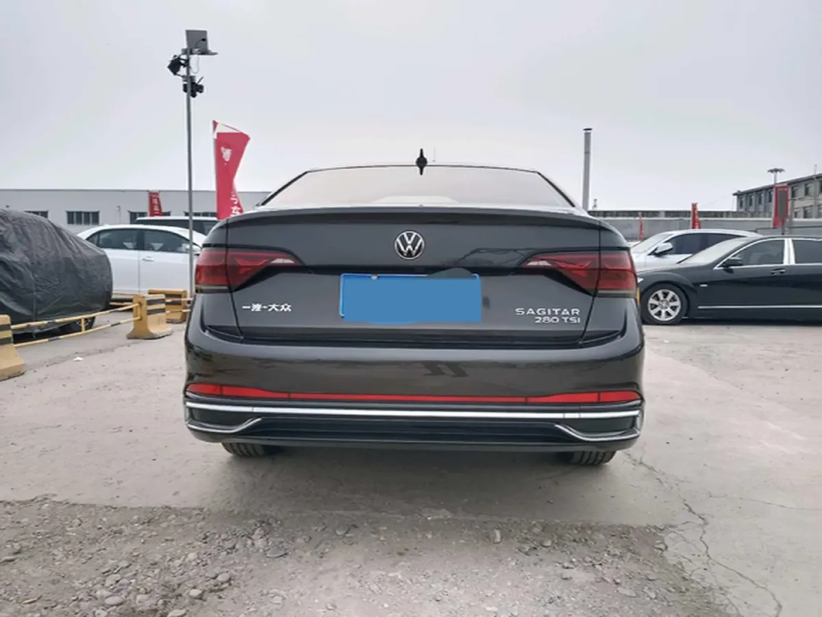 2023 Volkswagen Sagitar 1.4T 150HP L4 7DCT,autocango,china used car exporter,china ev exporter,chinese used car exporter,chinese used ev exporter