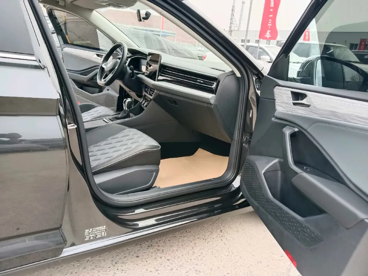 2023 Volkswagen Sagitar 1.4T 150HP L4 7DCT,autocango,china used car exporter,china ev exporter,chinese used car exporter,chinese used ev exporter