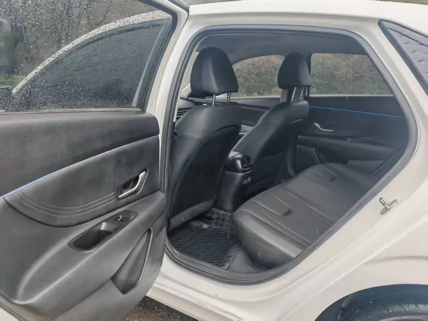 2022 Hyundai Elantra 1.5L 115HP L4 CVT,autocango,china used car exporter,china ev exporter,chinese used car exporter,chinese used ev exporter