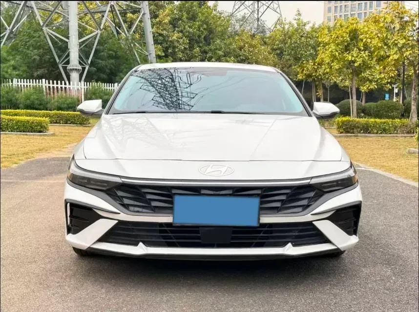 2022 Hyundai Elantra 1.5L 115HP L4 CVT,autocango,china used car exporter,china ev exporter,chinese used car exporter,chinese used ev exporter