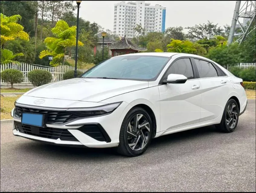 2022 Hyundai Elantra 1.5L 115HP L4 CVT,autocango,china used car exporter,china ev exporter,chinese used car exporter,chinese used ev exporter