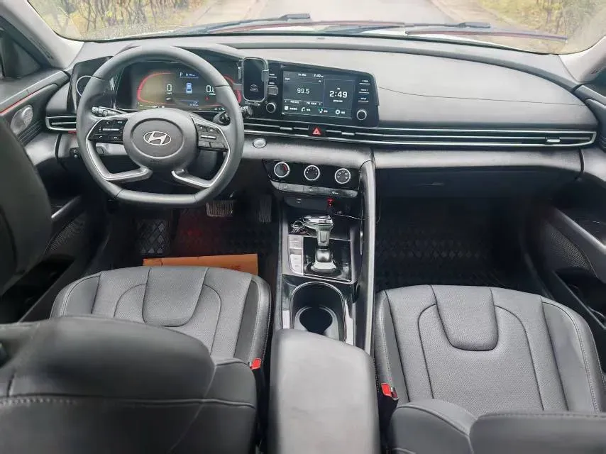 2022 Hyundai Elantra 1.5L 115HP L4 CVT,autocango,china used car exporter,china ev exporter,chinese used car exporter,chinese used ev exporter