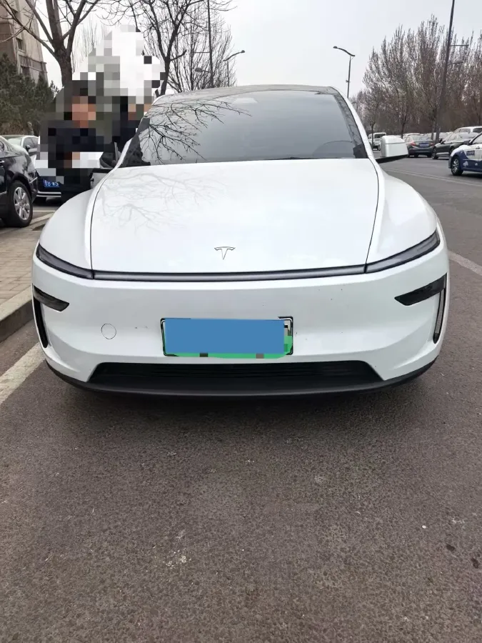 2025 Tesla Model Y BEV,autocango,china used car exporter,china ev exporter,chinese used car exporter,chinese used ev exporter