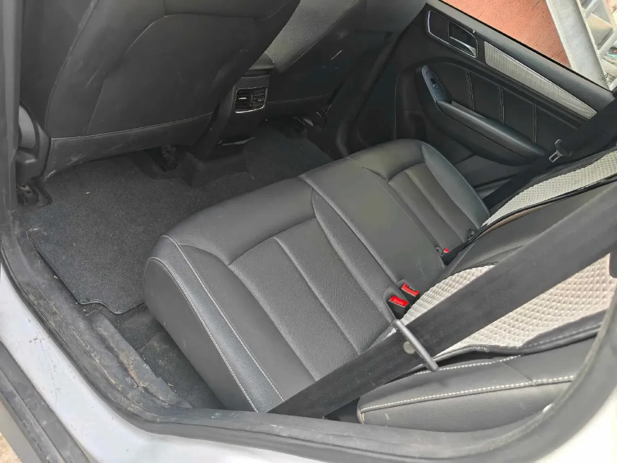 2020 Dongfeng YuFeng P16 2.4T 218HP L4 6MT,autocango,china used car exporter,china ev exporter,chinese used car exporter,chinese used ev exporter