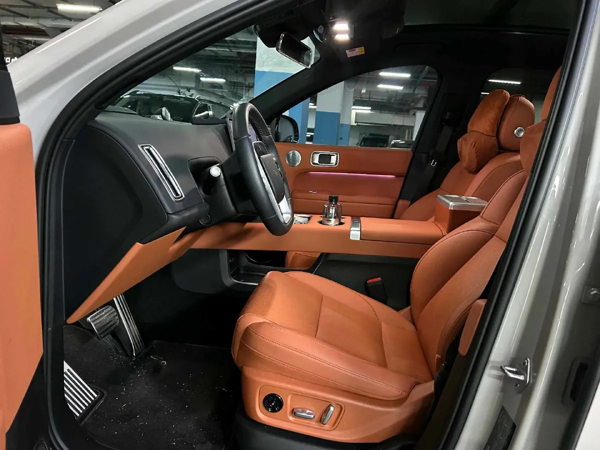 2024 Li L6 Range Extended 154HP L4 REEV 36.8KWH,autocango,china used car exporter,china ev exporter,chinese used car exporter,chinese used ev exporter