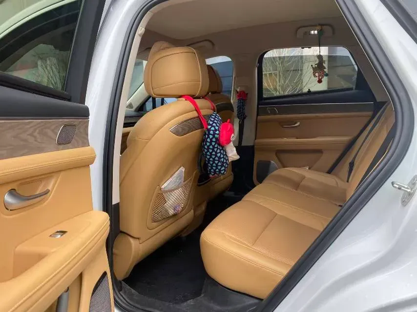 2022 JMC YuHu 7 2.0T 141HP L4 8AT,autocango,china used car exporter,china ev exporter,chinese used car exporter,chinese used ev exporter