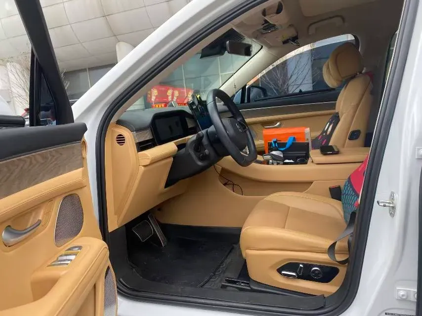 2022 JMC YuHu 7 2.0T 141HP L4 8AT,autocango,china used car exporter,china ev exporter,chinese used car exporter,chinese used ev exporter