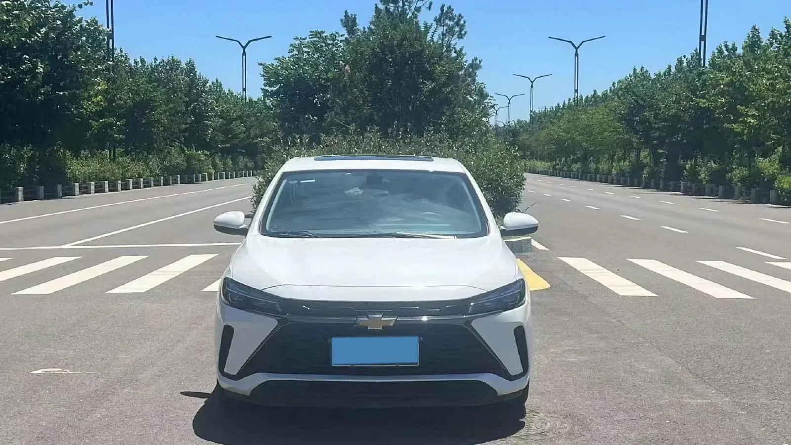 2023 Chevrolet Monza 1.5L 113HP L4 6DCT,autocango,china used car exporter,china ev exporter,chinese used car exporter,chinese used ev exporter
