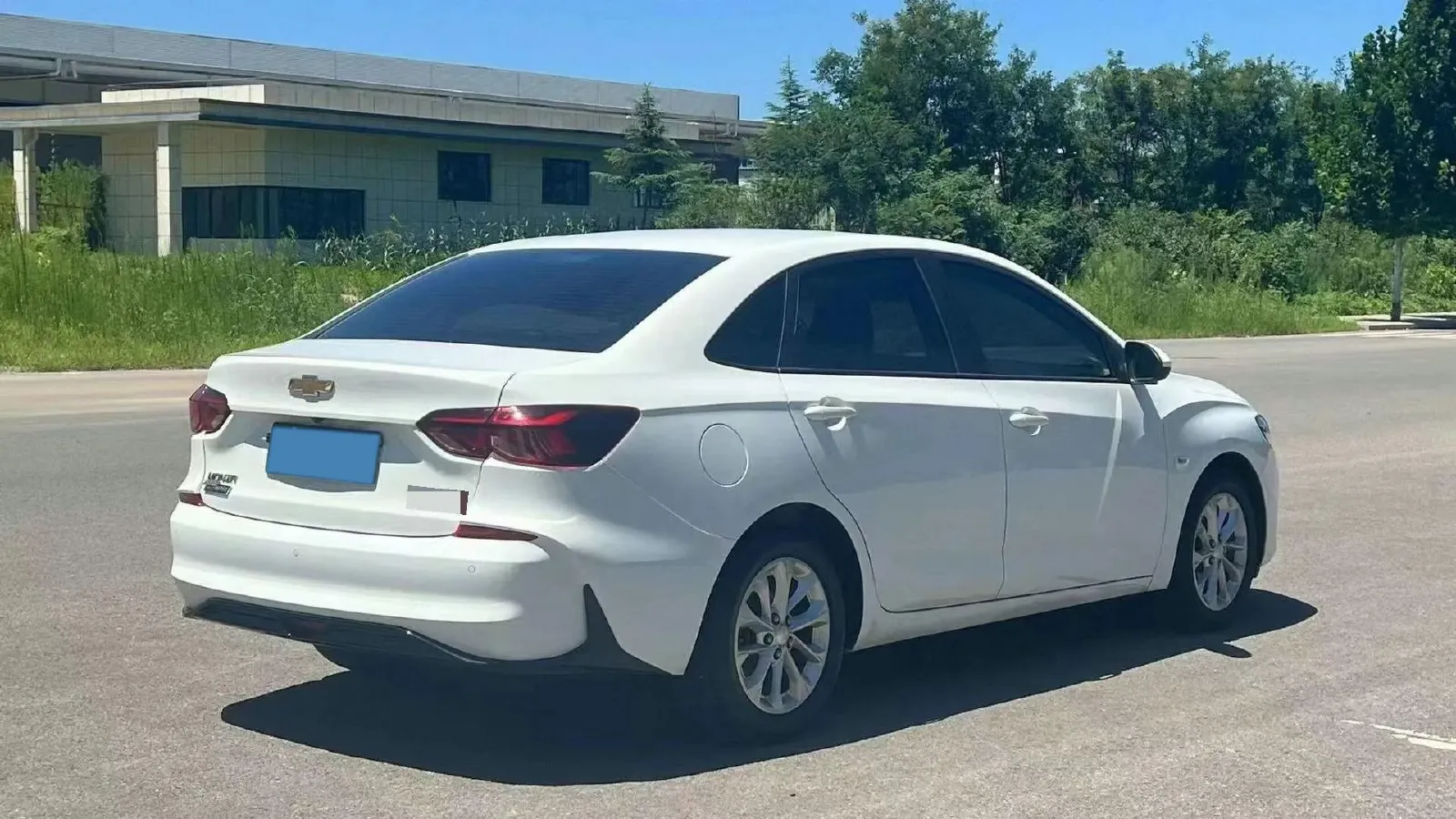 2023 Chevrolet Monza 1.5L 113HP L4 6DCT,autocango,china used car exporter,china ev exporter,chinese used car exporter,chinese used ev exporter