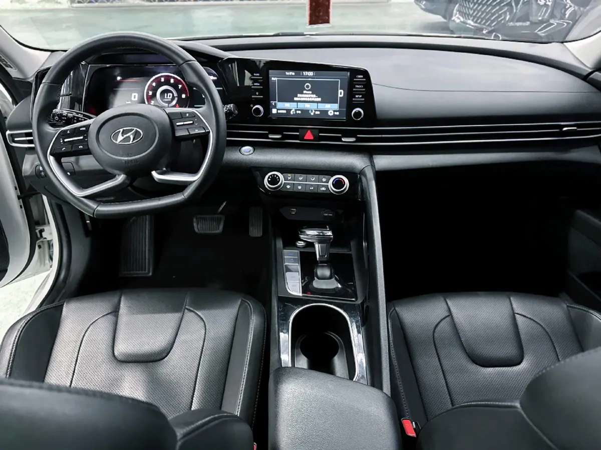 2022 Hyundai Elantra 1.5L 115HP L4 CVT,autocango,china used car exporter,china ev exporter,chinese used car exporter,chinese used ev exporter