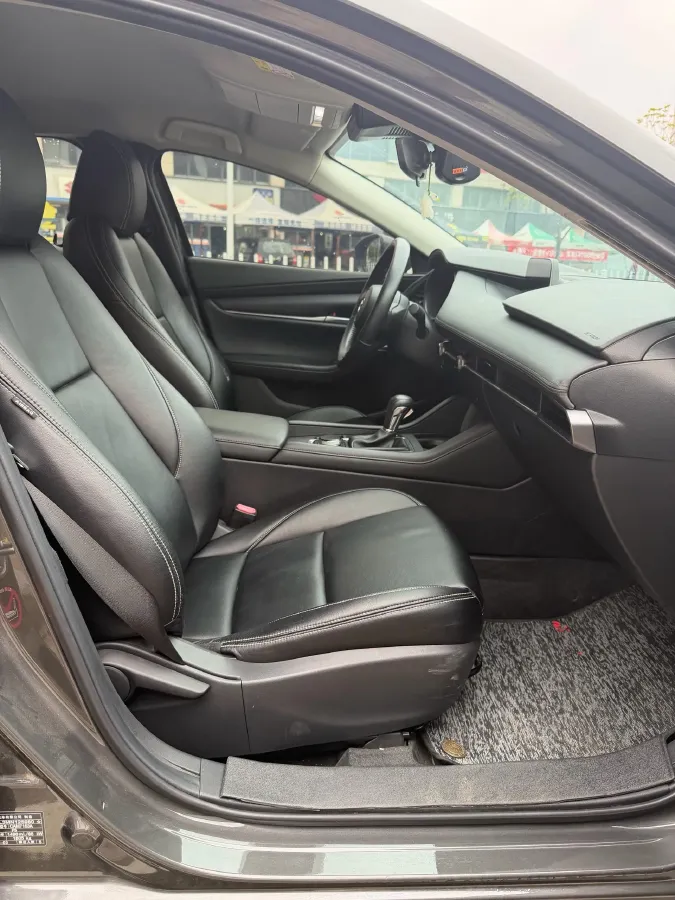 2020 Mazda 3 Axela 1.5L 117HP L4 6AT,autocango,china used car exporter,china ev exporter,chinese used car exporter,chinese used ev exporter