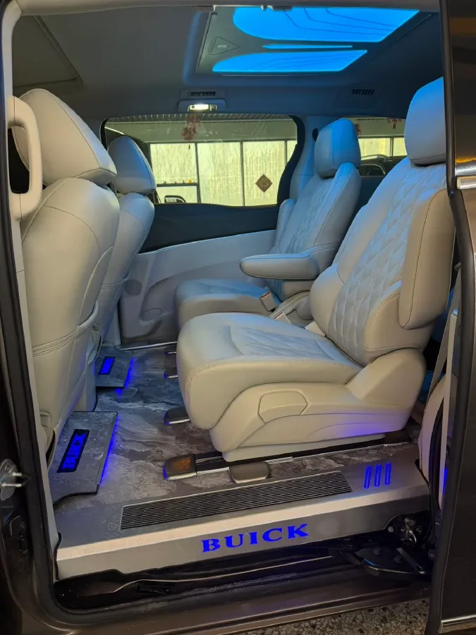 2021 Buick GL8 2.0T 237HP L4 9AT,autocango,china used car exporter,china ev exporter,chinese used car exporter,chinese used ev exporter