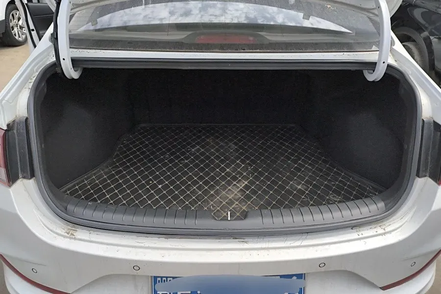 2020 Hyundai Celesta 1.6L 123HP L4 6AT,autocango,china used car exporter,china ev exporter,chinese used car exporter,chinese used ev exporter