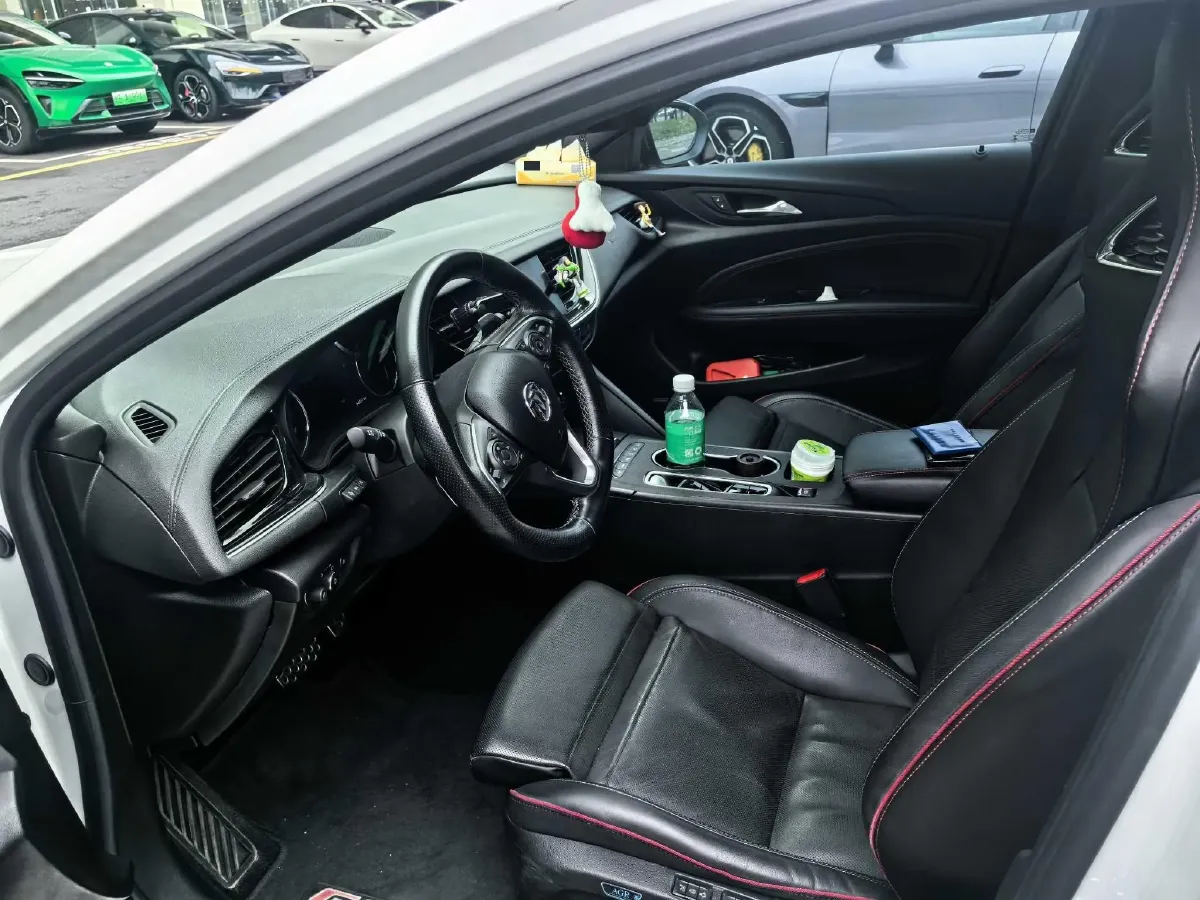 2023 Buick Regal 2.0T 237HP L4 9AT,autocango,china used car exporter,china ev exporter,chinese used car exporter,chinese used ev exporter