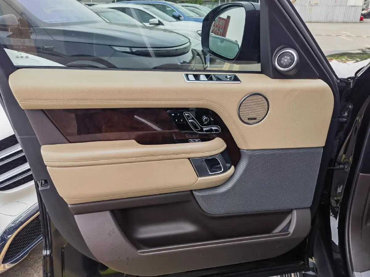 2020 Land Rover Range Rover 3.0T 360HP L6 8AT,autocango,china used car exporter,china ev exporter,chinese used car exporter,chinese used ev exporter