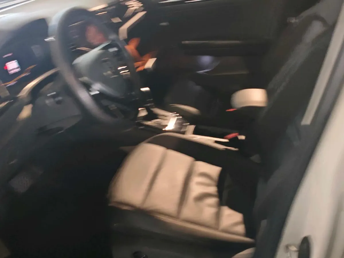 2022 Volkswagen T-Roc 1.4T 150HP L4 7DCT,autocango,china used car exporter,china ev exporter,chinese used car exporter,chinese used ev exporter