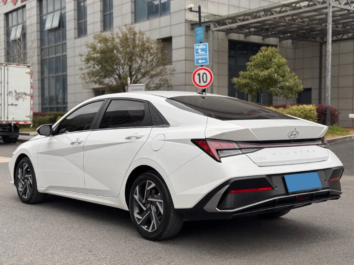 2023 Hyundai Elantra 1.5L 115HP L4 CVT,autocango,china used car exporter,china ev exporter,chinese used car exporter,chinese used ev exporter
