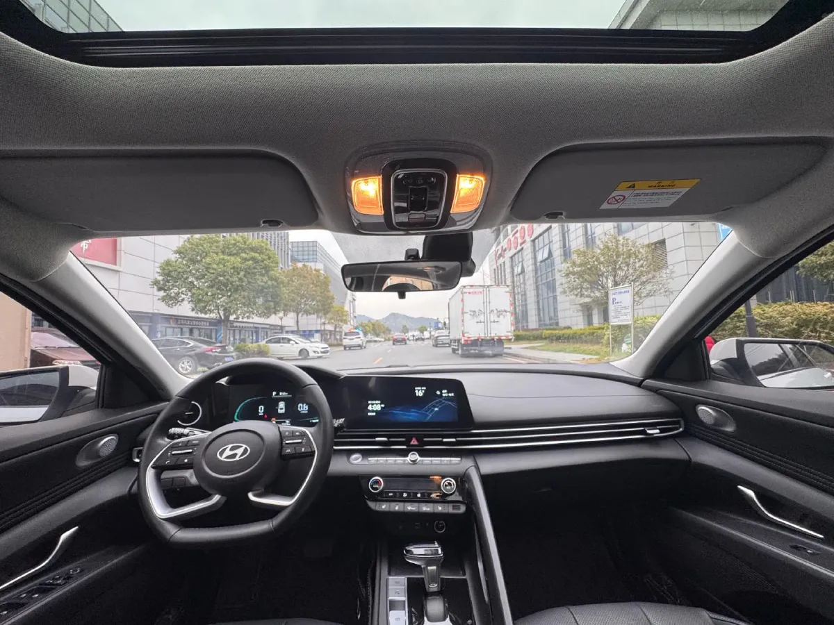 2023 Hyundai Elantra 1.5L 115HP L4 CVT,autocango,china used car exporter,china ev exporter,chinese used car exporter,chinese used ev exporter