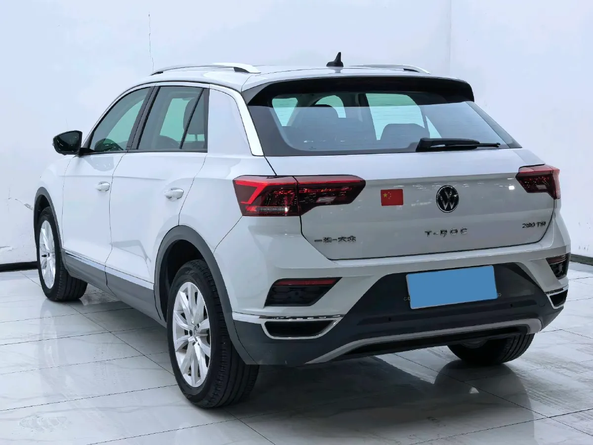 2022 Volkswagen T-Roc 1.4T 150HP L4 7DCT,autocango,china used car exporter,china ev exporter,chinese used car exporter,chinese used ev exporter