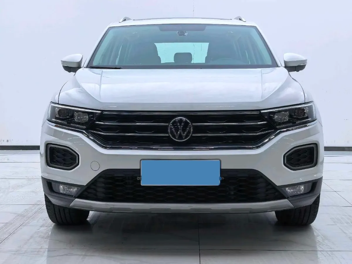 2022 Volkswagen T-Roc 1.4T 150HP L4 7DCT,autocango,china used car exporter,china ev exporter,chinese used car exporter,chinese used ev exporter