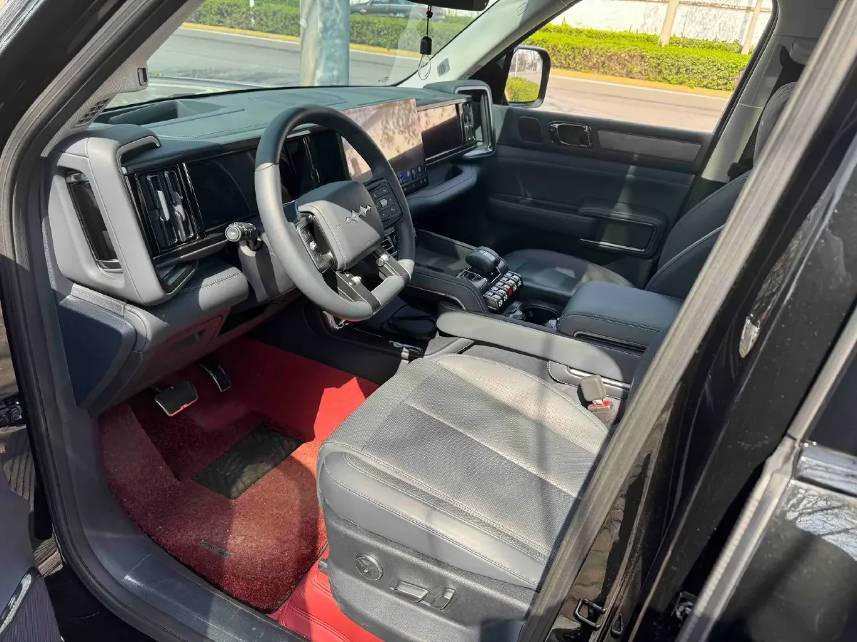 2025 FangChengBao Bao 5 1.5T 194HP L4 E-CVT PHEV,autocango,china used car exporter,china ev exporter,chinese used car exporter,chinese used ev exporter