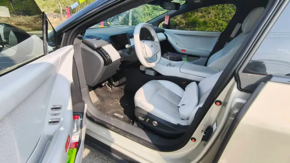 2024 Xpeng P7+ BEV 60.7KWH,autocango,china used car exporter,china ev exporter,chinese used car exporter,chinese used ev exporter