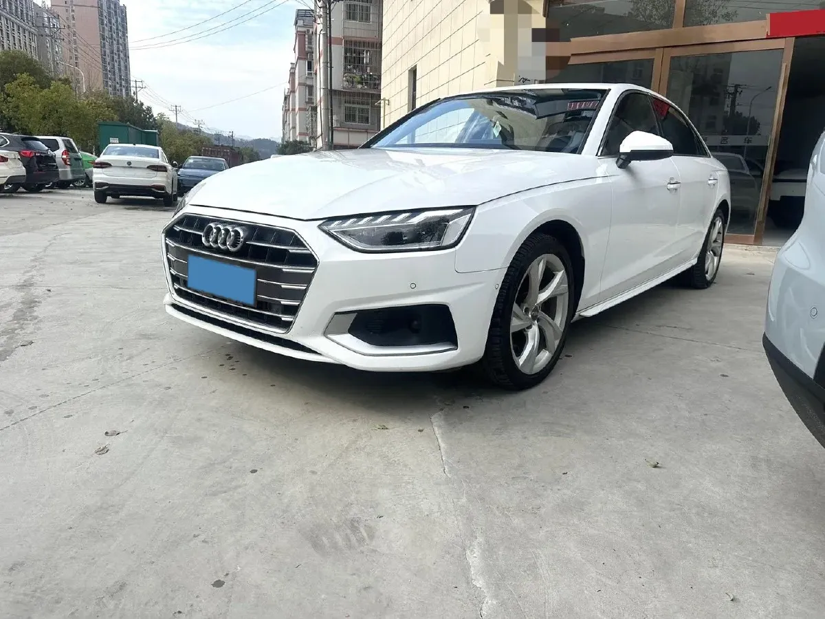 2020 Audi A4L 2.0T 190HP L4 7DCT,autocango,china used car exporter,china ev exporter,chinese used car exporter,chinese used ev exporter